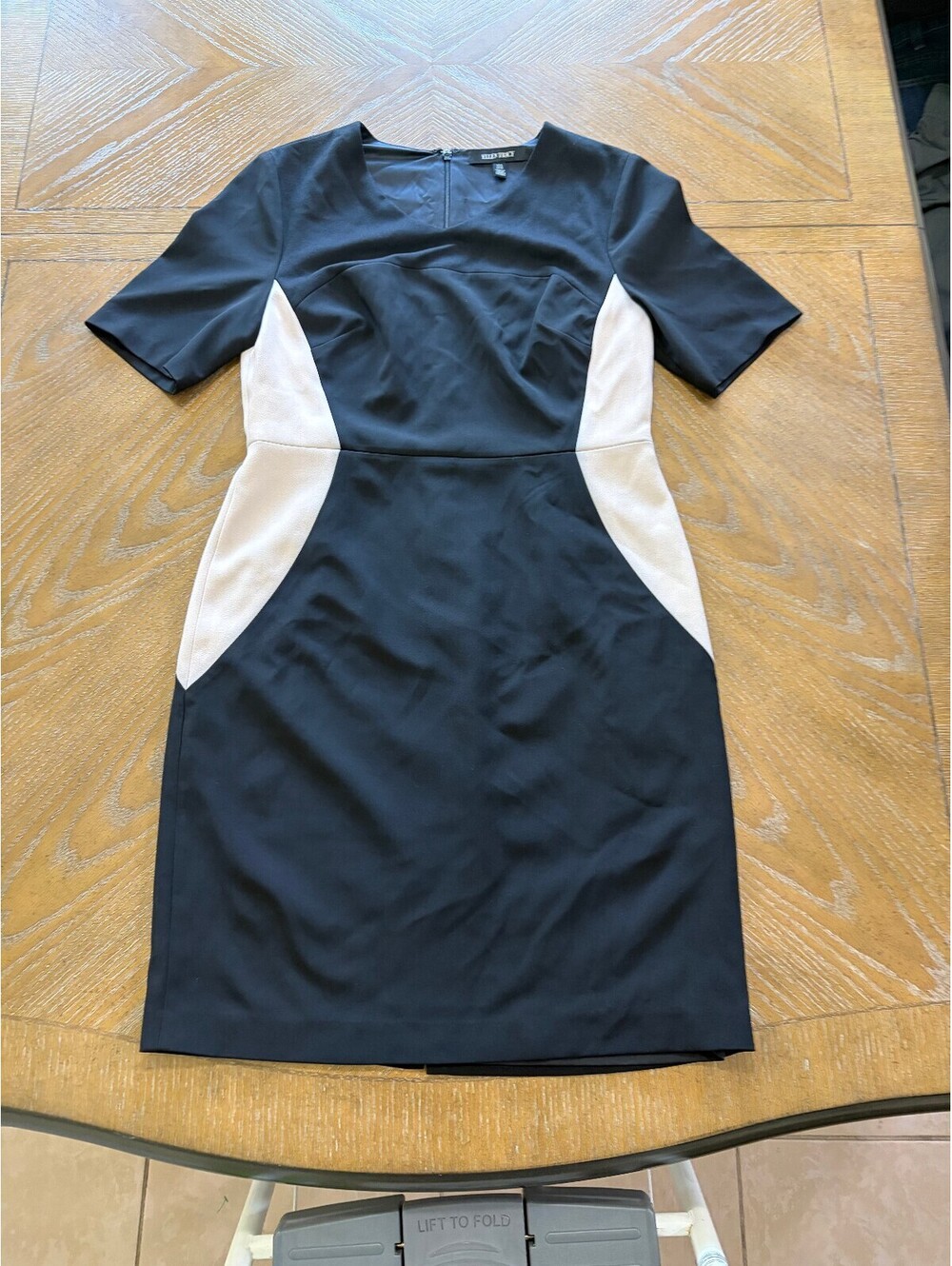 Elie Tahari Black and Beige Colorblock Sheath Dress - Classic Office Wear